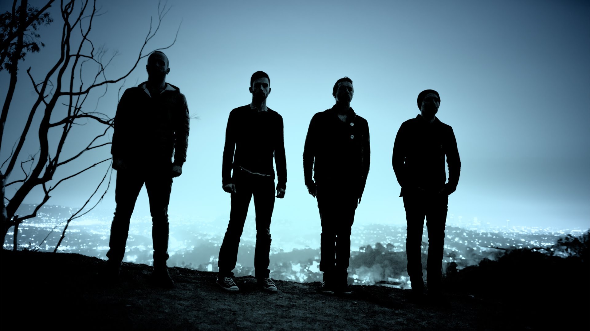 Imagem promocional do videoclip "Midnight"